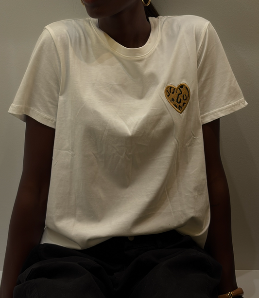 Leopard heart t-shirt