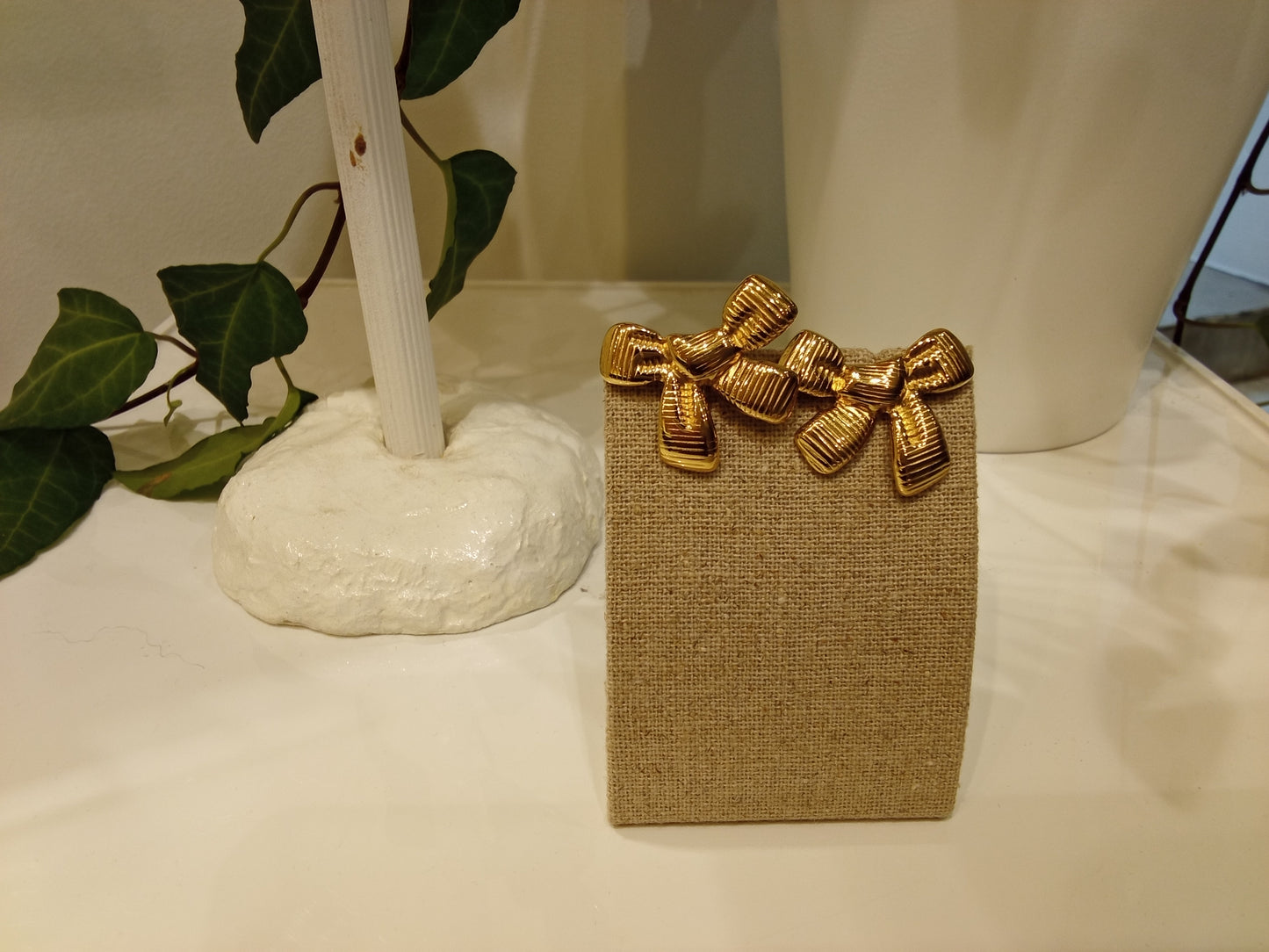 Ribbon bow earrings