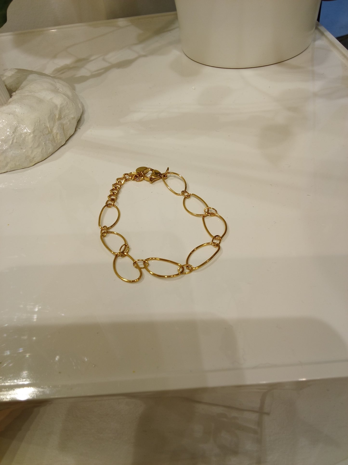 Oval hoop bracelet
