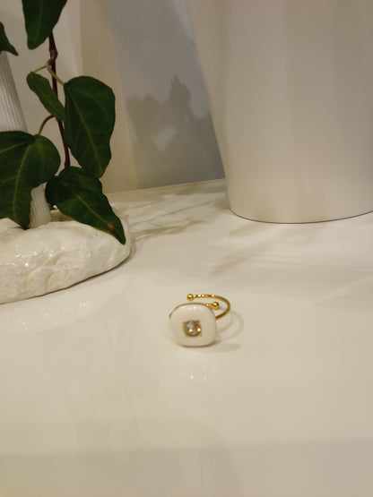 Enamel top with zirconia ring