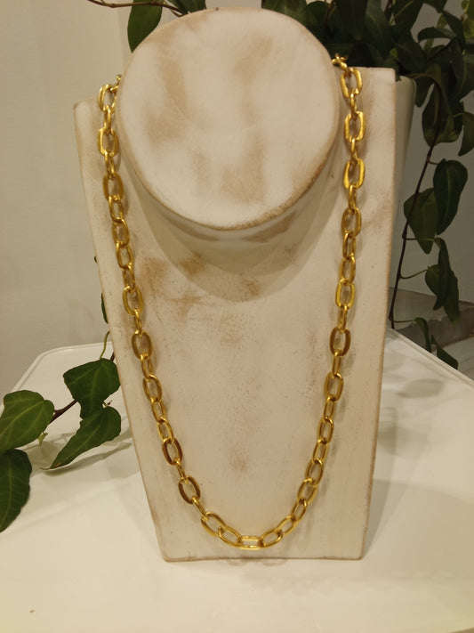 Oval chain link necklace