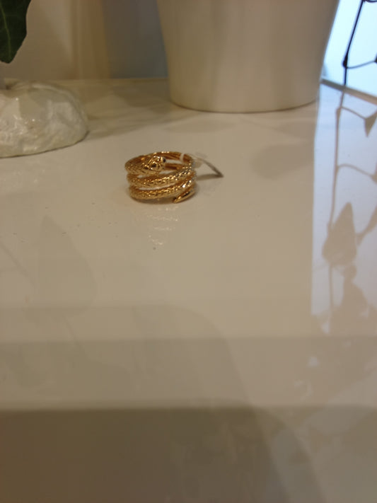 Coiled snake ring