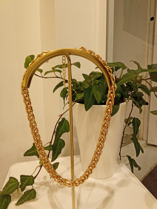 Braided link chain necklace