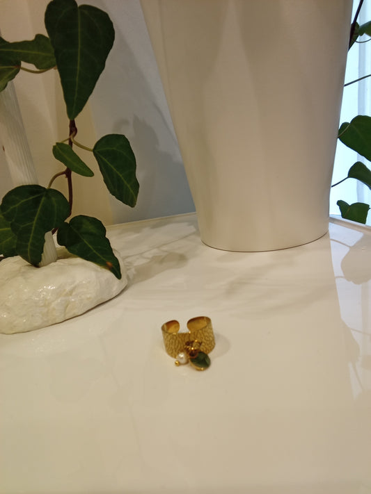 Cuff ring  with a small pearl charm